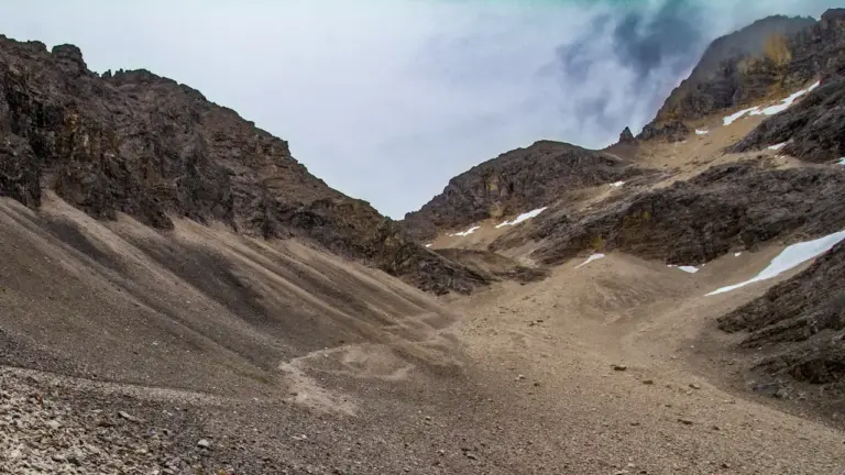 Aufstieg zur Birkkarspitze über das Schlauchkar: Serpentinen am Traumpfad im Karwendel