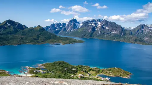 digermulen-digermulkollen-lofoten-ausblick Blick vom Digermulkollen (Digermulen) auf die Lofoten und den Raftsund