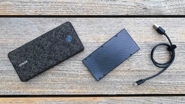 Powerbank Anker 20.000 mAh, Nitecore NB10000 Gen 3, USB-Kabel