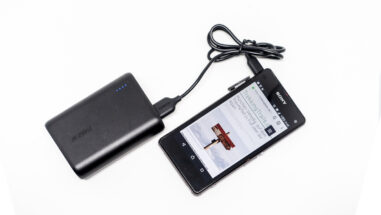 Smartphone mit Powerbank