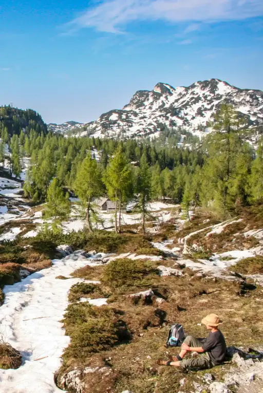 Restschnee-Totes-Gebirge Totes Gebirge mit Restschnee