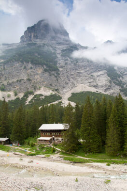 Reintal mit Hütte