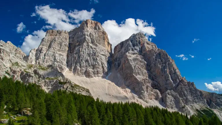 Monte-Pelmo Monte-Pelmo