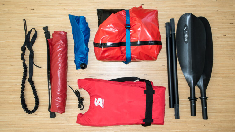 Packraft-Ausruestung