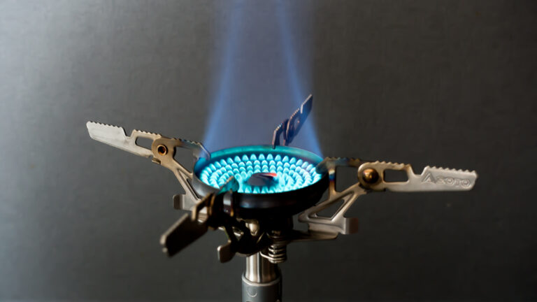 Soto Windmaster Flammenbild Flammenbild des Soto Windmaster (breiter Brenner, Flammenbild ohne Topf eher zentriert)