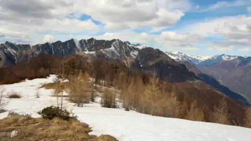 Salmone-Ausblick Bergblick am Salmone