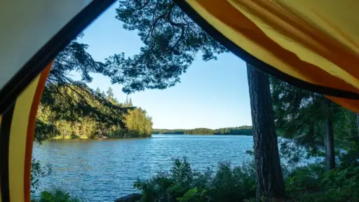 Panorama-Ausblick aus dem Zelt