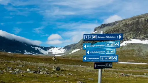 Wegweiser im schwedischen Fjell